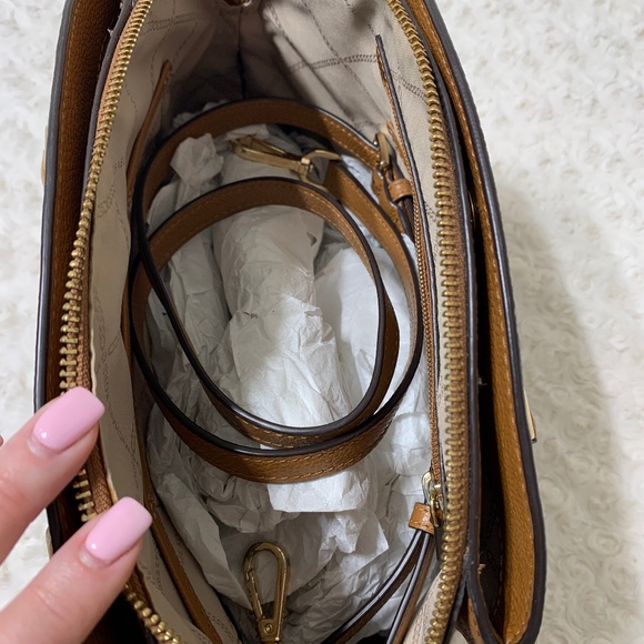 Michael Kors Maxine Medium Dome Satchel Pebbled Leather in Acorn - Picture 11 of 14